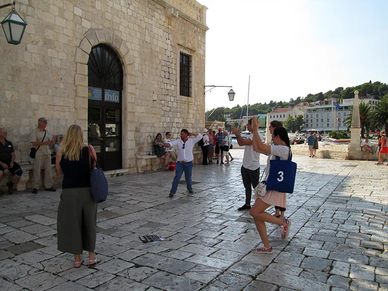 CSR Scavenger Hunt — photo 4